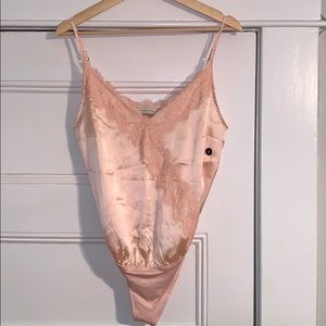 A&F Lace Cami Bodysuit in Pink